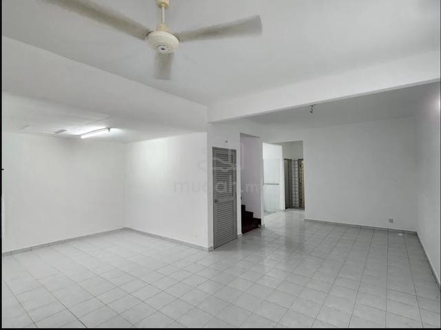 Doritis Kota Kemuning basic house worth to buy, Shah alam 1