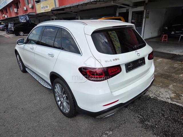 2022 Mercedes Benz GLC200 2.0 AMG (FREE 2 YR WRTY) - 4