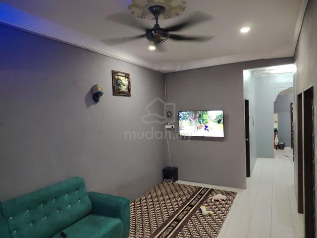 PARKING FULL AWNING, 🏡RENOVATED TERRACE HOUSE,Padang Serai, KEDAH!!! 1