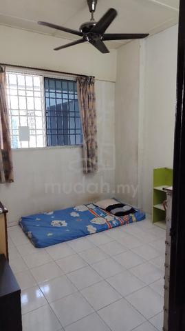 Pekaka Room To Rent 1