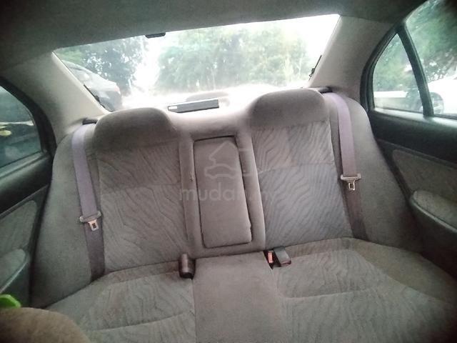 2001 Honda CIVIC 1.7 VTEC (A) - 4
