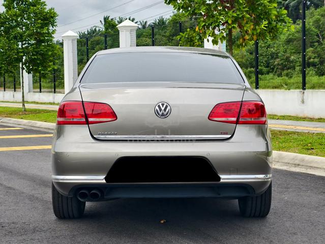 {2015}Volkswagen PASSAT 1.8 TSI (A) Car King F/Lon - 3