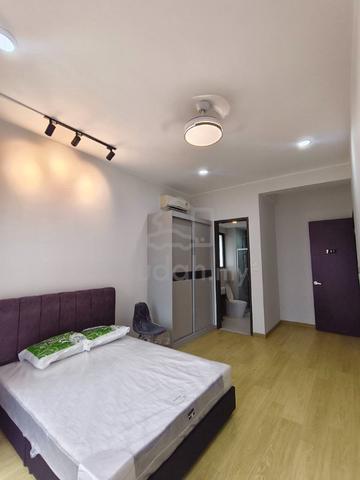 Danga Bay Nearby Ciq Room / Master / Balcony / Common / Bus / Wifi 1