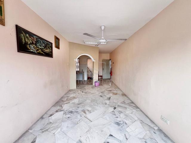 Residensi Warnasari 1