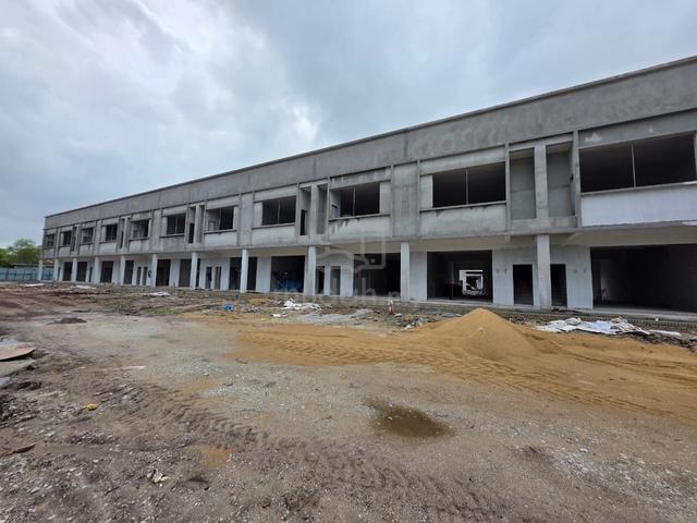 Projek baru shoplot pusat Komersial pekan perdana murah hampir siap 1