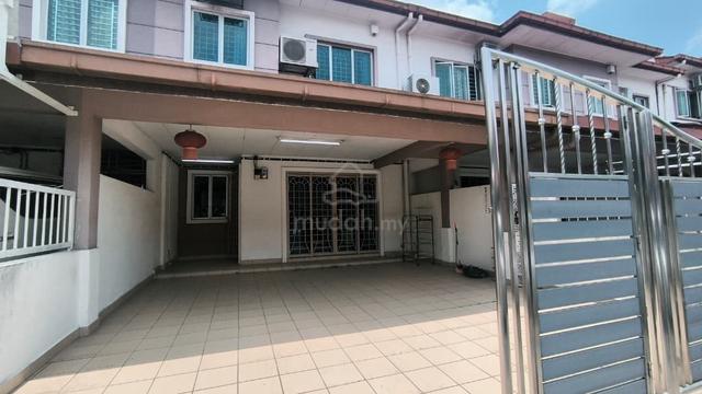 Taman Mutiara Gombak 1 Double Storey Terrace | 4R3B | Extended Kitchen 1