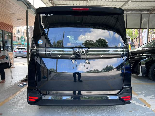 Toyota VOXY 2.0 S-Z - 4