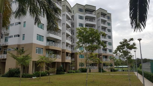 Bayshore Condominium 1