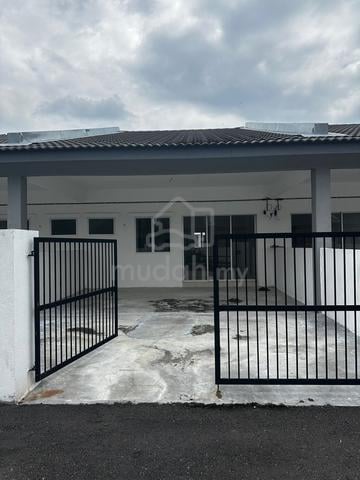 Single Storey Taman Bidor Bestari, Perak 1