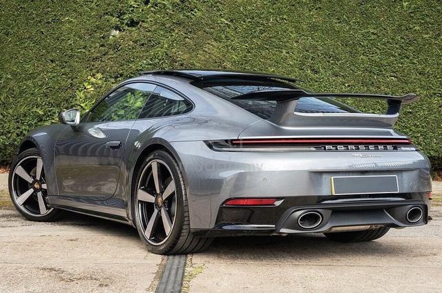 2025 Porsche 911 Carrera (992 II) DELIVERY MILEAGE - 2