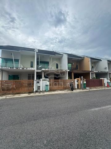 Gated Guarded! Rumah Depan Padang Bertam Lakeside Bertam Perdana 2 1