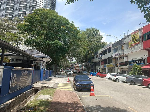 Bandar Baru Sri Petaling Ground Floor Shop For Let 1