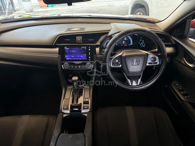 2016 Honda CIVIC 1.8 I-VTEC Fully Loaded - 4
