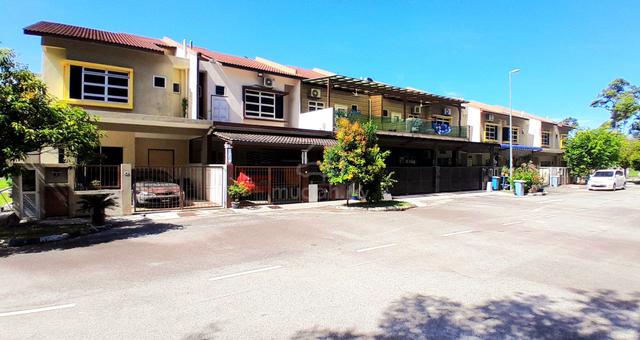2 Tingkat Tmn Jugra Indah (FREEHOLD) OPEN FACING 1