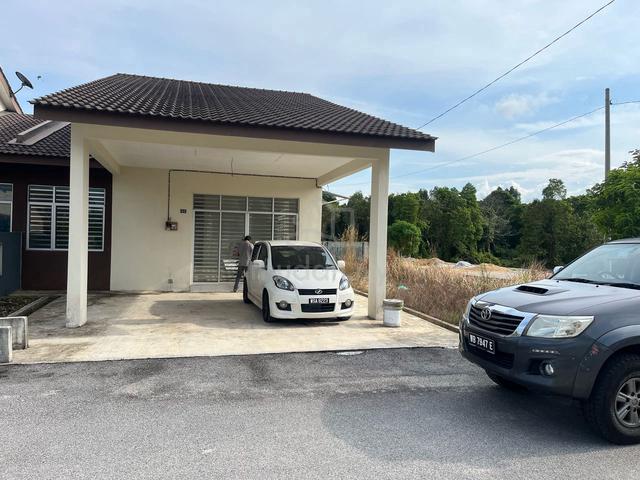 New house utkJual single storey corner Sungai Soi Kuantan Town Pahang 1