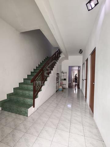 invest high roi Bukit Indah Double Storey Terrace House 1