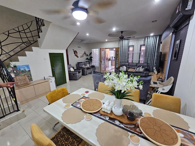 Jalan Perjiranan 10 Dato Onn Double Storey House 1