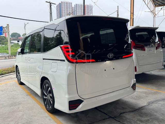 2023 Toyota NOAH 2.0 Z FOC 8YRS WARRANTY - 4