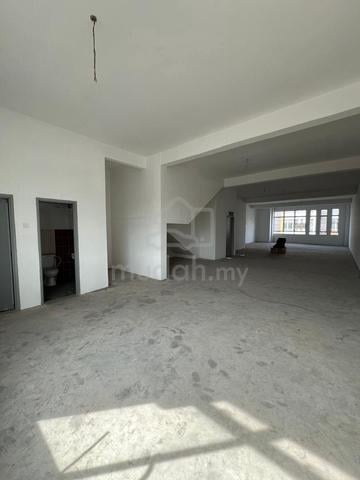 Melaka Tengah Semabok Triple Storey Shoplot High Visibility Location 1