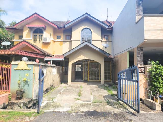 Teres 2 Tingkat Puchong , Jalan Mawar , Puchong Perdana 1