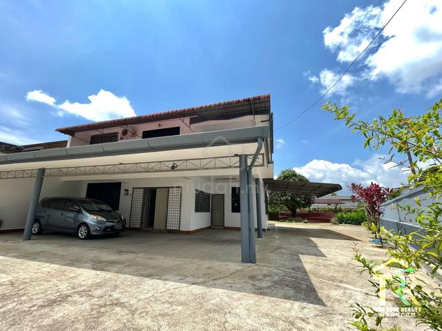 CLOUD ESTATE DOUBLE STOREYTERRACE CORNER At GREEN ROAD KUCHING 1