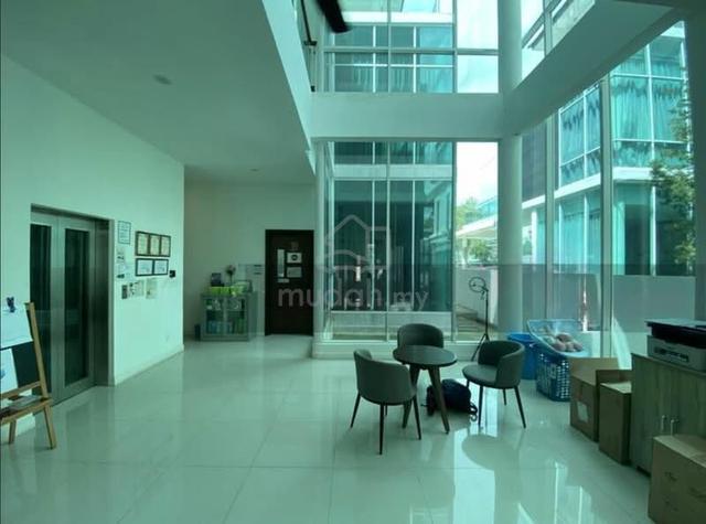 3 Storey Semi-D Off Macalister Road Georgetown Pulau tikus NEWLY RENO 1