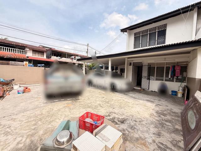 Taman Johor Jaya @ Jln Seroja (Corner Low Cost House) 1
