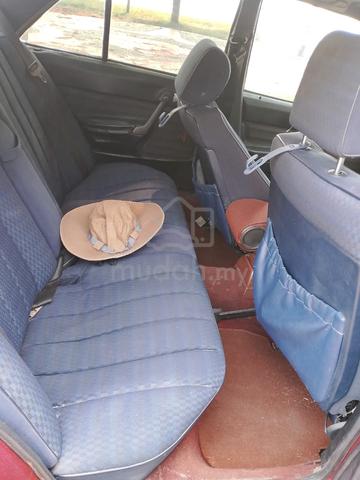 Mercedes 190e ( Automatic) - 5