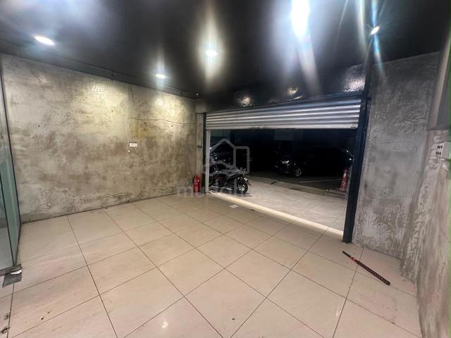 Pandan perdana shop cheras for rent Partial Renovated 1
