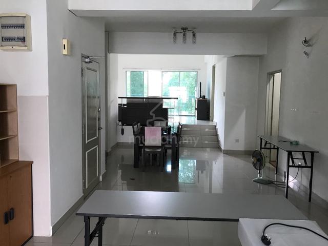 Bayan Villa, Seri Kembangan 1