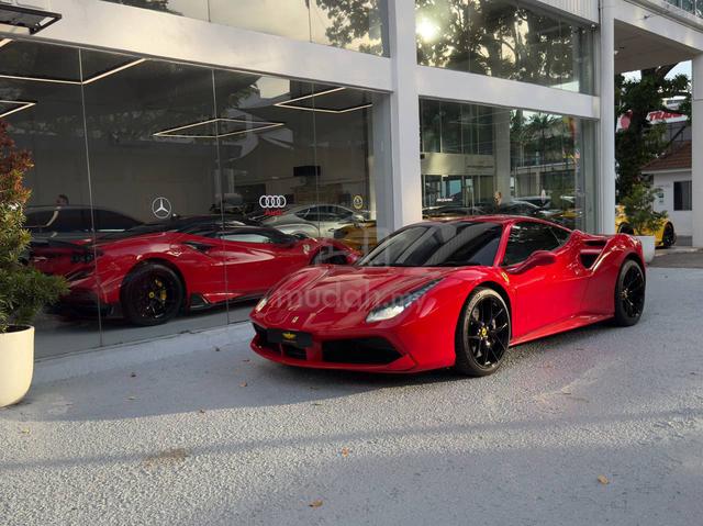 2016 Ferrari 488 3.9 GTB (A) - 3
