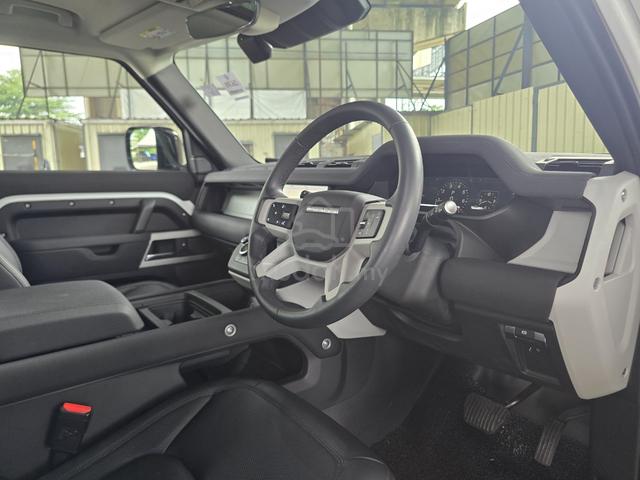 2023 Land Rover DEFENDER 2.0 110 P300 SE New Stock - 5