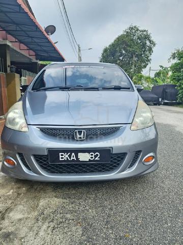 Honda Jazz 1.5 Vtec GD3 Ori CBU Thailand type s - 5
