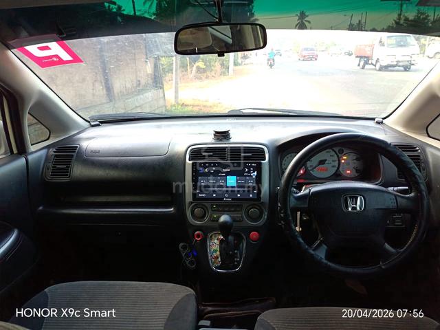 2003 Honda STREAM 2.0 iV (A) - 3