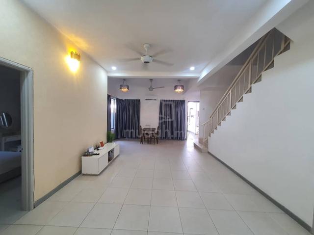 Dalpinia 16 sierra D'alpinia Tropika 2 storey Townhouse Furnish 2.xk 1