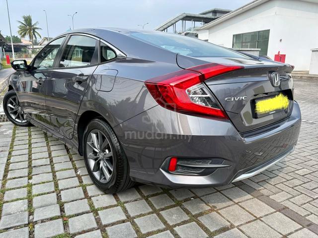 Honda CIVIC 1.8 S (A) Under Warranty Honda Fu Loan - 2