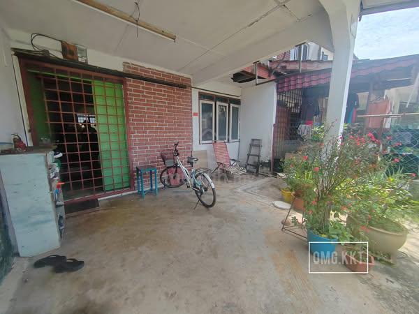 Klang Utama Double Storey Basic Unit Good Condition Best Buy 1