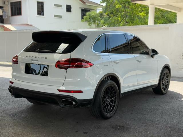 2015 Porsche Cayenne 3.6 V6 - 3