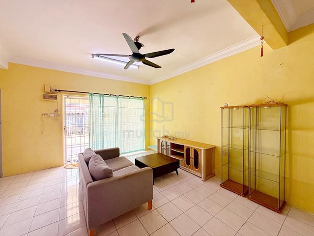 2 sty Terrace House Taman Pinggiran Putra Seri Kembangan Putra Permai 1