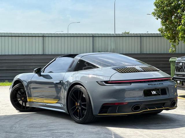 2023/2024 Porsche 911 (992.1) 3.0 TARGA 4 GTS PDK - 2