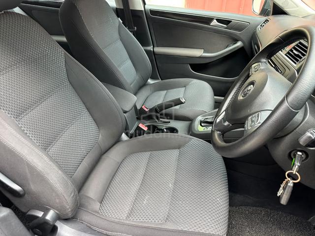 2011 Volkswagen JETTA 1.4 TSI (CBU) (A) - 5