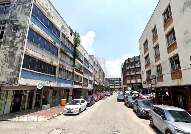 Value Buy Hot Area Kawasan 18 Klang Town 3 Storey Shop Lot 20x80 1