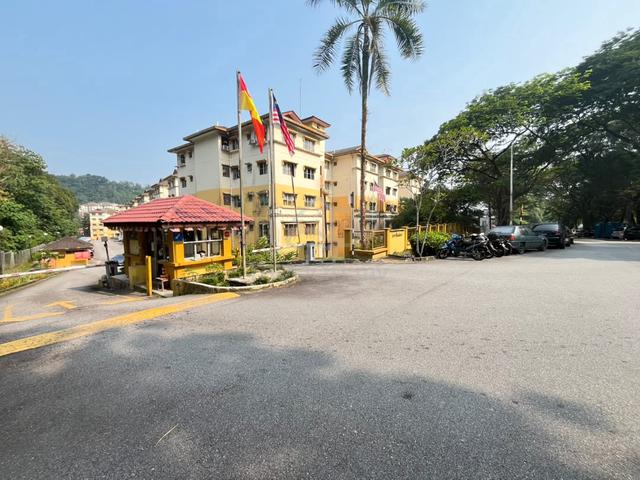 Seri Baiduri Apartment (Bukit Indah) 1