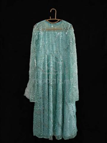 Dress  - photo 2 of 2