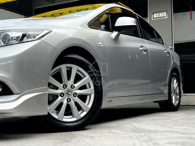 2014 Honda CIVIC 1.8 S (A) - 4