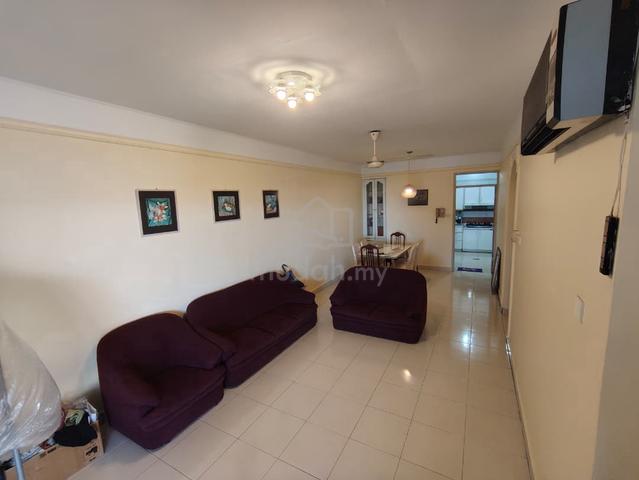 Hilltop Apartment 1