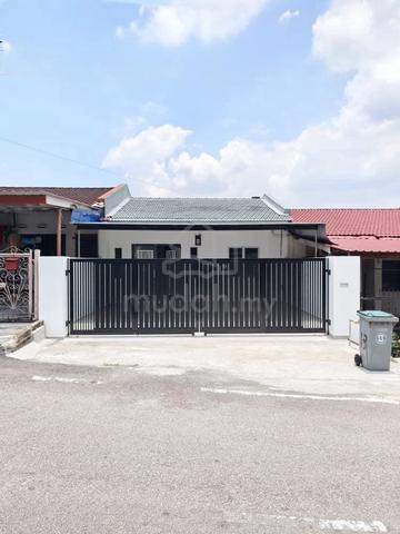 Taman Abad, JB Town, Fully Renovated 4 rooms, 10mins to JB CIQ custom 1