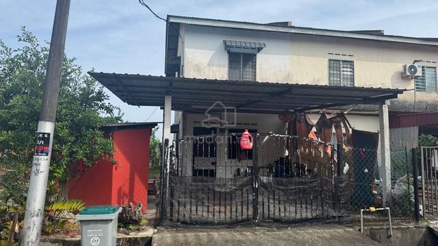 Double storey low cost corner/Taman suria 1