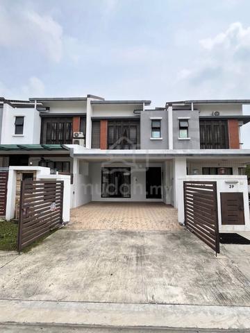 Puncak Bestari 2 Bandar Puncak Alam, Double Storey Type Azalea 1