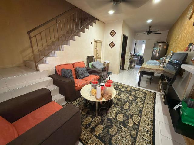 Full Loan bandar putra jln ara 2sty low cost renovated cash out cheap 1